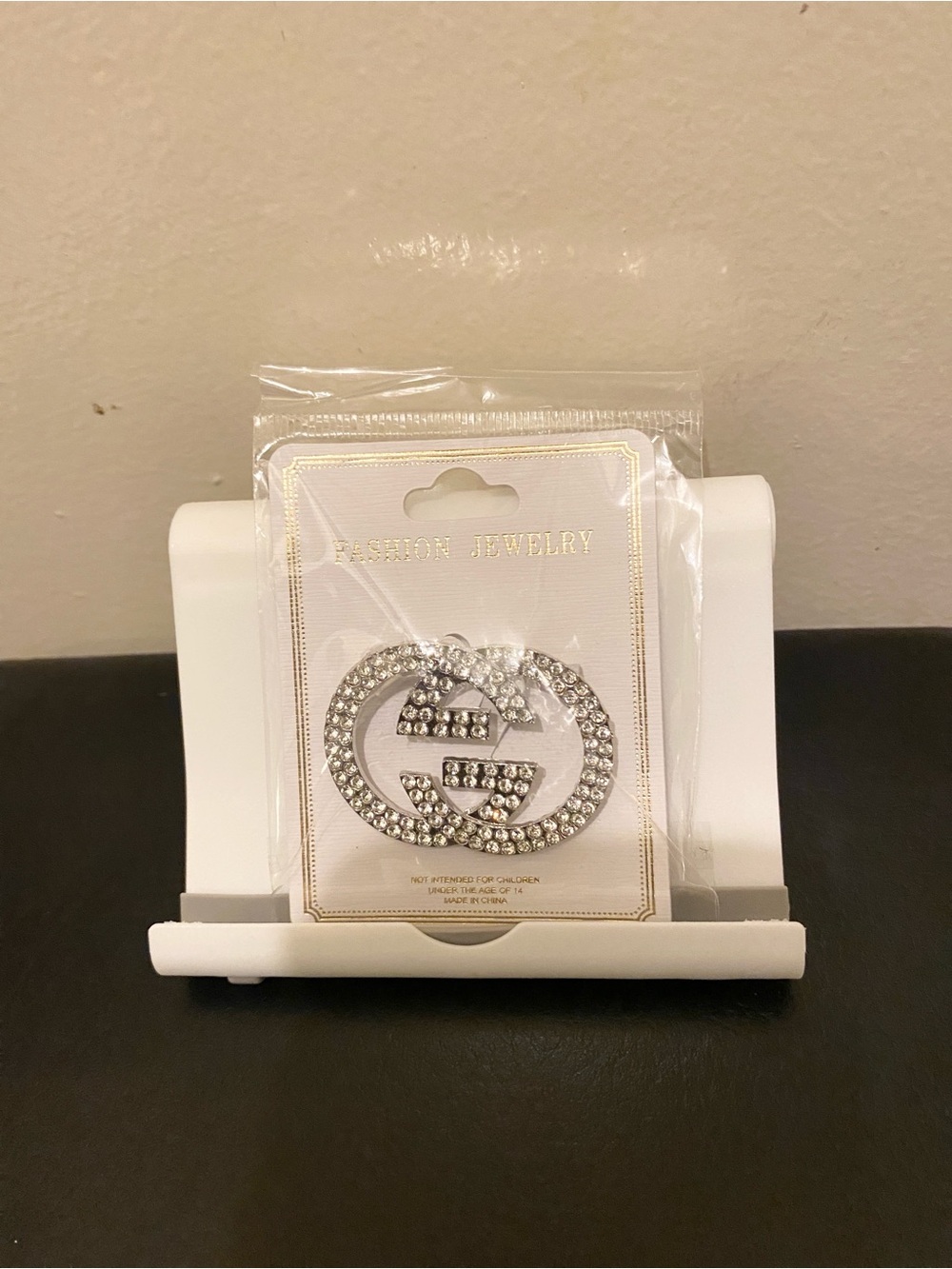 Fashion Jewelry Crystal Double-G Logo Pin - Silver